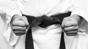 Domine o Karate com Estes Apps! Nós entendemos a paixão que transborda quando o tema é Karate, uma arte marcial que vai além de golpes e posturas,