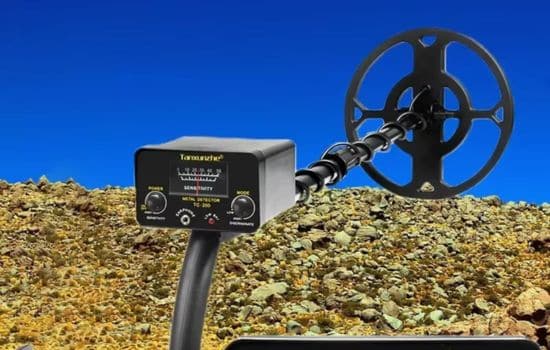 Metal Detector & Gold Finder — Discover Hidden Treasures