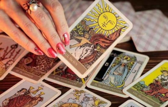 Tarot i lommen: nøjagtige forudsigelser!